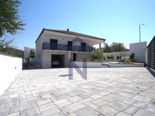 Vila, Prodaja, Polaca, Donja Jagodnja