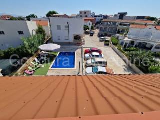 House with apartments, Sale, Vir, Vir