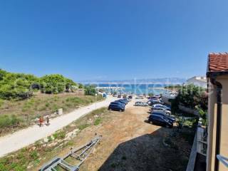 House with apartments, Sale, Vir, Vir