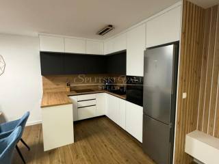 Flat in a house, Rent, Podstrana, Podstrana