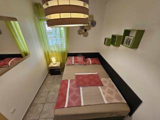 Apartment with a garden, Sale, Vir, Vir
