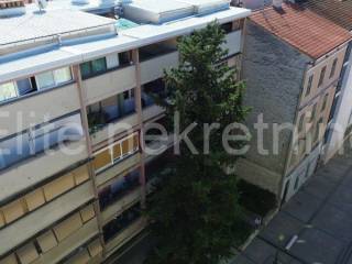 Flat in a building, Sale, Pula, Pula