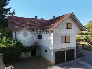 Family house, Sale, Krnjak, Krnjak