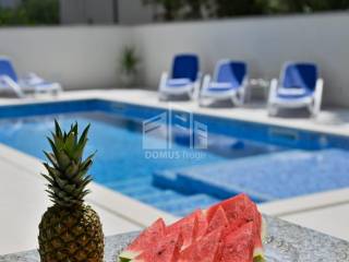 Stan u zgradi, Prodaja, Okrug, Okrug Gornji