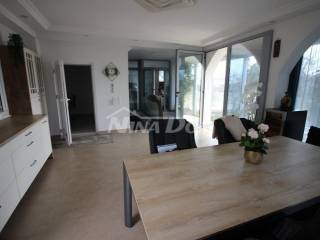 House with apartments, Sale, Vir, Vir