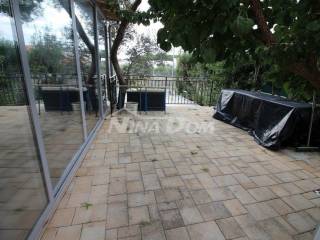 House with apartments, Sale, Vir, Vir