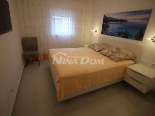 House with apartments, Sale, Vir, Vir