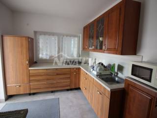 House with apartments, Sale, Vir, Vir