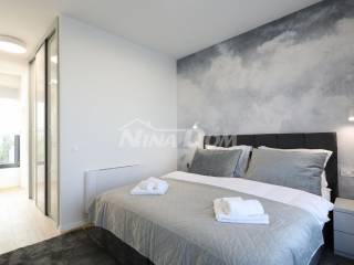 Vila, Prodaja, Vir, Vir