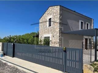 Villa, Sale, Karojba, Karojba