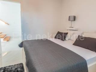Flat in a villa, Sale, Opatija - Okolica, Pobri