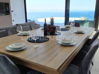 Villa, Sale, Lovran, Medveja