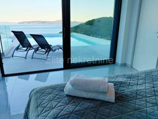 Villa, Sale, Lovran, Medveja