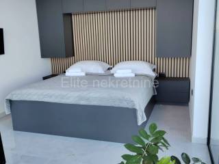 Villa, Sale, Lovran, Medveja