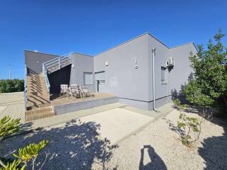 Leasure property, Sale, Vir, Vir