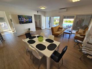 Leasure property, Sale, Vir, Vir