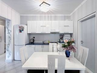 Leasure property, Sale, Vir, Vir