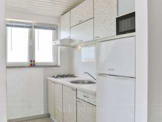 Leasure property, Sale, Vir, Vir