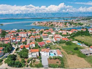Leasure property, Sale, Nin, Nin