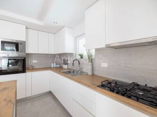 Leasure property, Sale, Nin, Nin