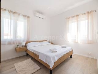 Leasure property, Sale, Nin, Nin