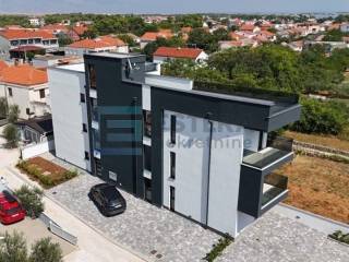 Apartment with a garden, Sale, Vir, Vir