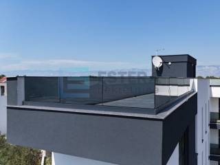 Apartment with a garden, Sale, Vir, Vir