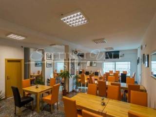 House with apartments, Sale, Omiš, Omiš