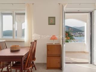 House by the sea, Sale, Seget, Seget Vranjica