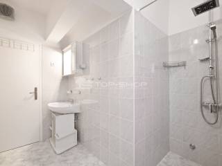 House by the sea, Sale, Seget, Seget Vranjica