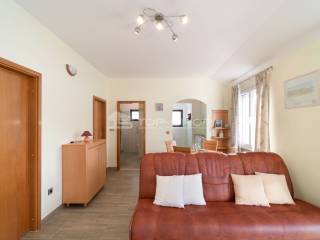 House by the sea, Sale, Seget, Seget Vranjica