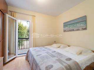House by the sea, Sale, Seget, Seget Vranjica