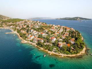 House by the sea, Sale, Seget, Seget Vranjica