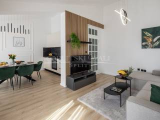 Flat in a building, Rent, Seget, Seget Donji
