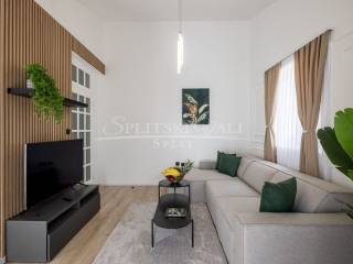 Flat in a building, Rent, Seget, Seget Donji
