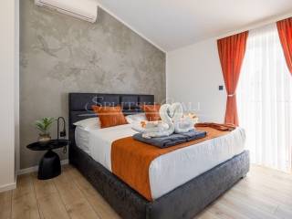 Flat in a building, Rent, Seget, Seget Donji