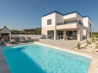 Family house, Sale, Nin, Poljica Brig
