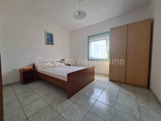 Apartman na moru, Prodaja, Vir, Vir