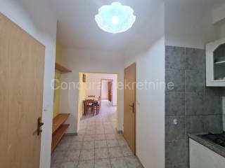 Apartman na moru, Prodaja, Vir, Vir