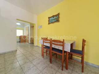 Apartman na moru, Prodaja, Vir, Vir