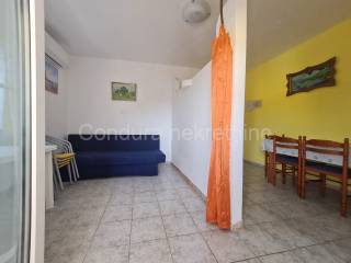Apartman na moru, Prodaja, Vir, Vir