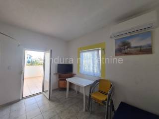 Apartman na moru, Prodaja, Vir, Vir