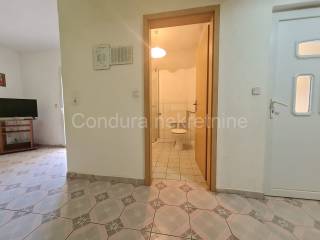 Apartman na moru, Prodaja, Vir, Vir