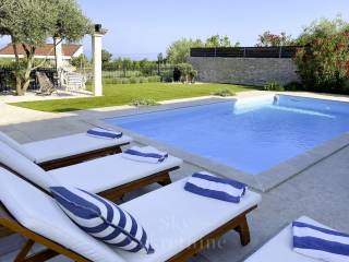 Vila, Prodaja, Malinska-dubašnica, Malinska