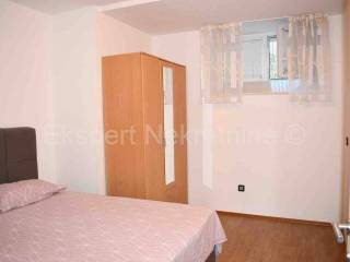 Flat in a building, Rent, Split, Split