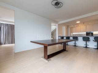 Flat in an urban villa, Sale, Zagreb, Črnomerec