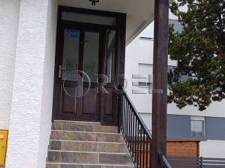 Flat in a house, Rent, Zagreb, Stenjevec