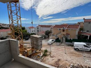 Flat in a new building, Sale, Okrug, Okrug Gornji