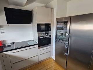 Flat in a building, Sale, Zagreb, Donji Grad