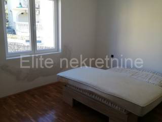 Flat in a house, Rent, Kastav, Trinajstići